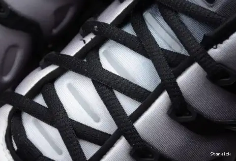 VAPORMAX 924453-009 PLUS BLACK VOLT-WHITE 0702